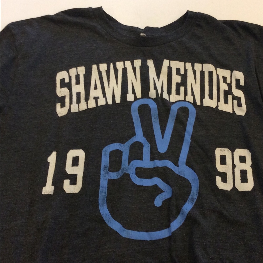 Shawn Mendez t-shirt - Picture 2 of 2